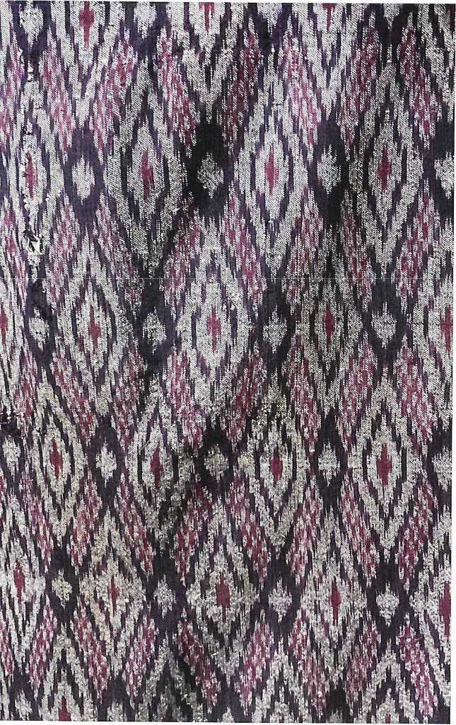 ผ้าไหมมัดหมี่ลายโคม 5 วงน้อย